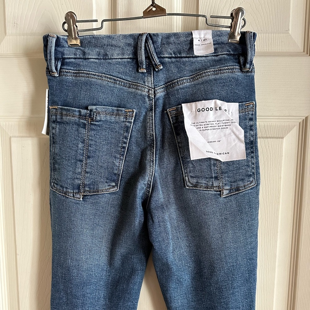 Good American Skinny jeans distressed